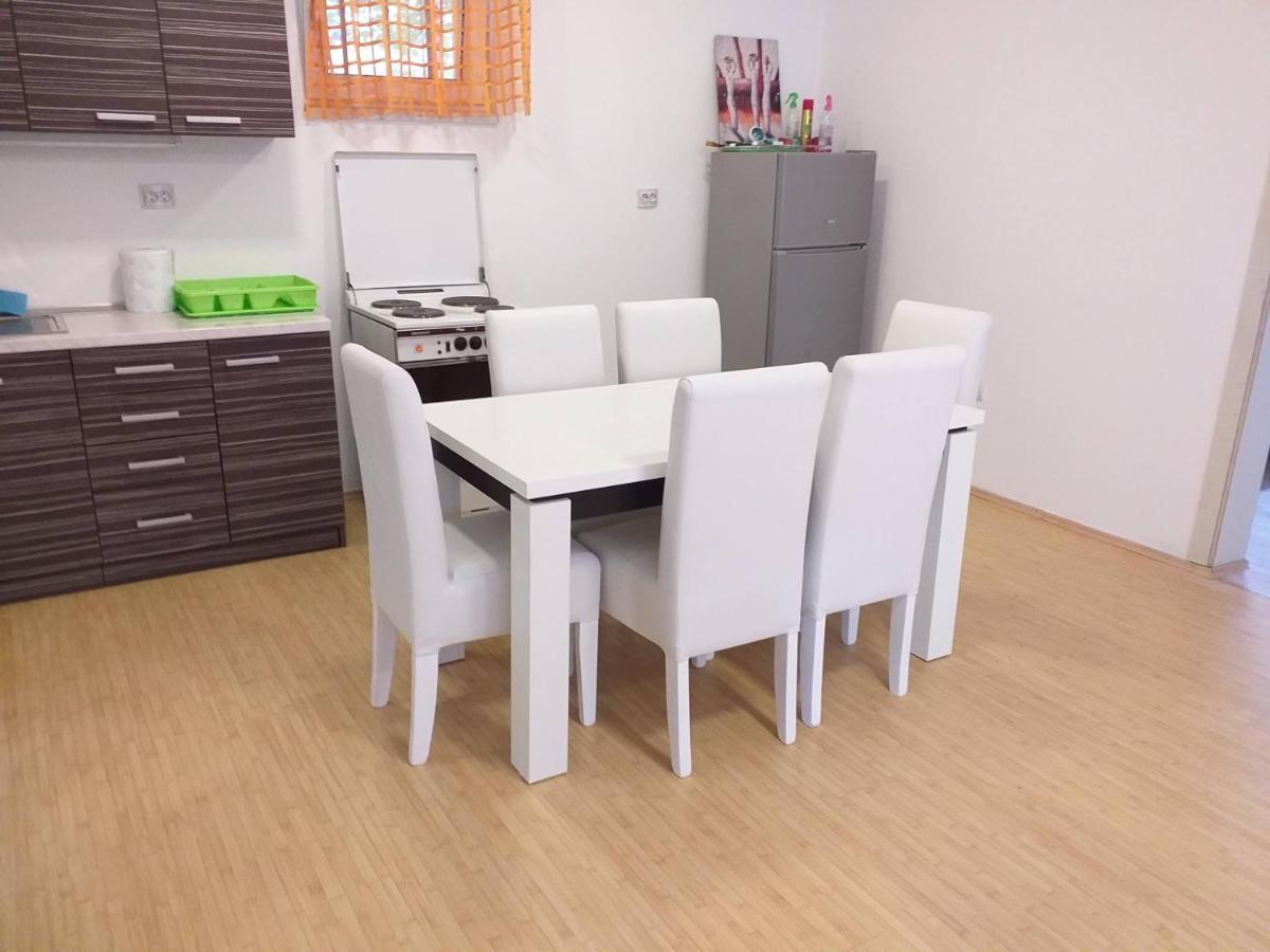 Apartmani Grza Paraćin Kültér fotó